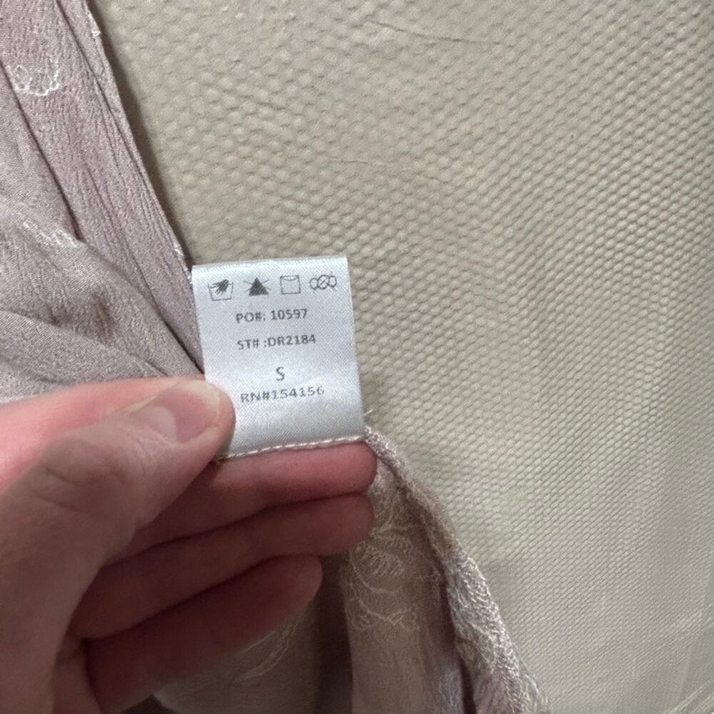 Mod Ref Taupe Embroidered Floral Dress Size S Button Front Boho Wedding Guest - Picture 10 of 11